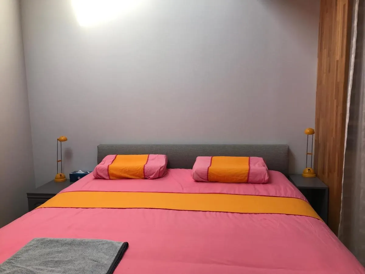 Couette-café Chambres à la Campagne Moirans France